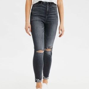 AMERICAN EAGLE CURVY HIGHEST RISE JEGGING